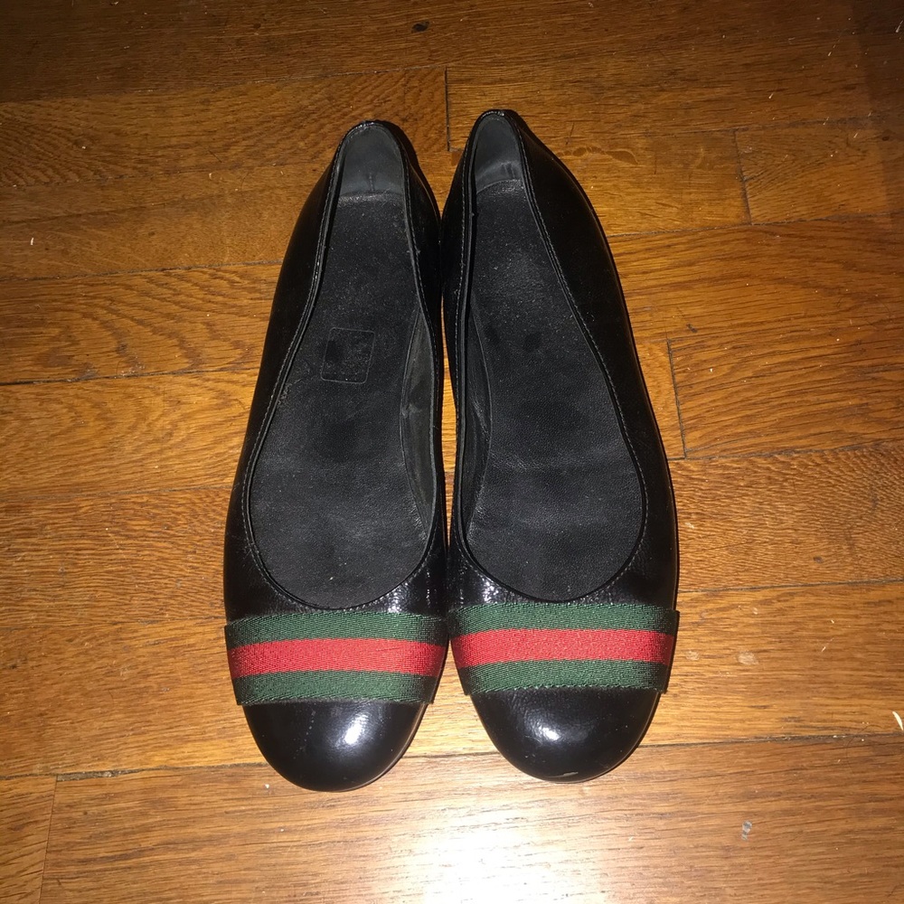 Repost❗️Quick Sale❗️Authentic Gucci black leather flats